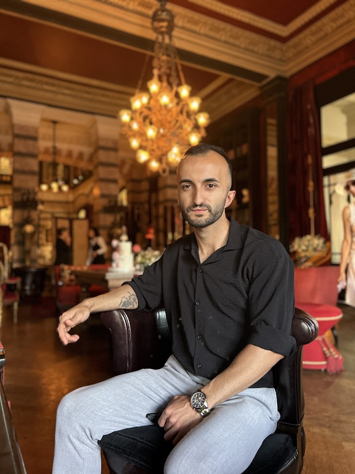 Acil Elektrikçi olarak iş arıyorum.